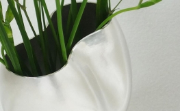 'Figure 8' Vase